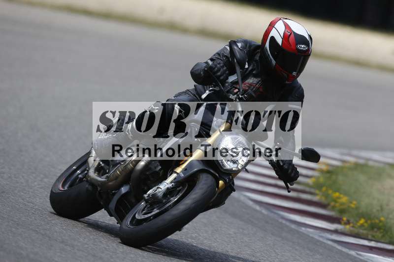 /21 17.06.2026  Ducati Schweiz Track Warmup ADR/Gruppe blau/4